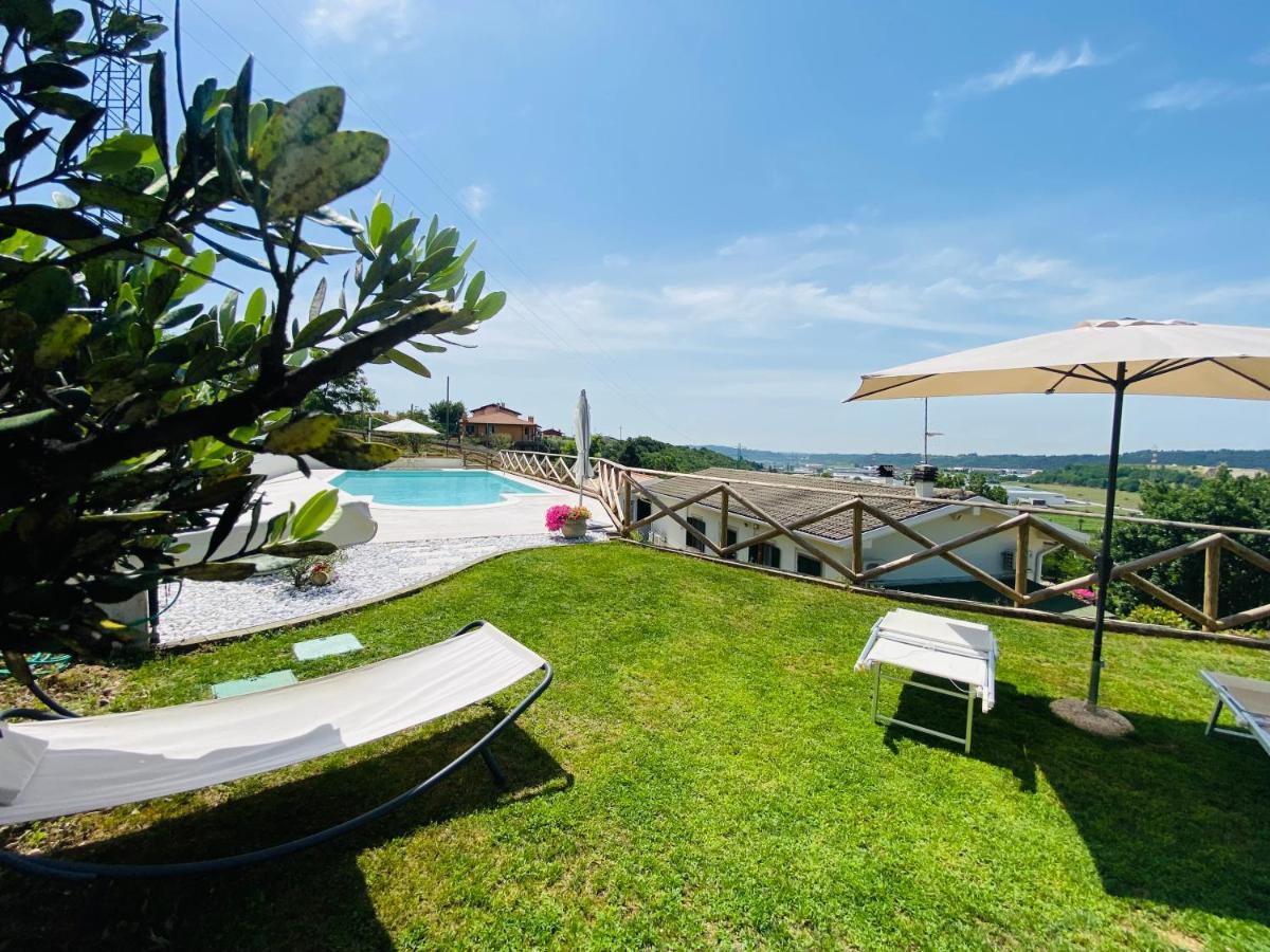 Villa Poggio Ulivo Pool-Apartments Rivoli Veronese 外观 照片